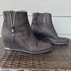 Stuart Weitzman Black Zip Suede Booties
